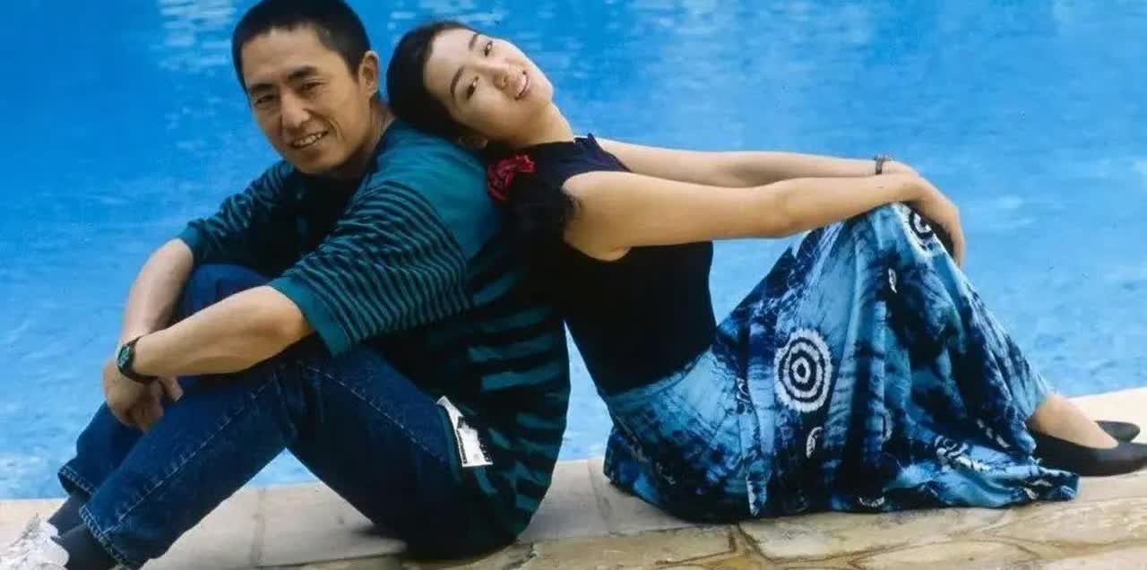 张艺谋一生中的三个女人，一个得到钱，一个得到爱，一个一无所有！