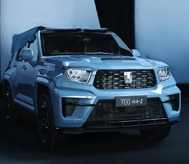 昨天坦克700Hi4-Z全球首秀，纯电续航直接干到190公里，这意味着每天通勤