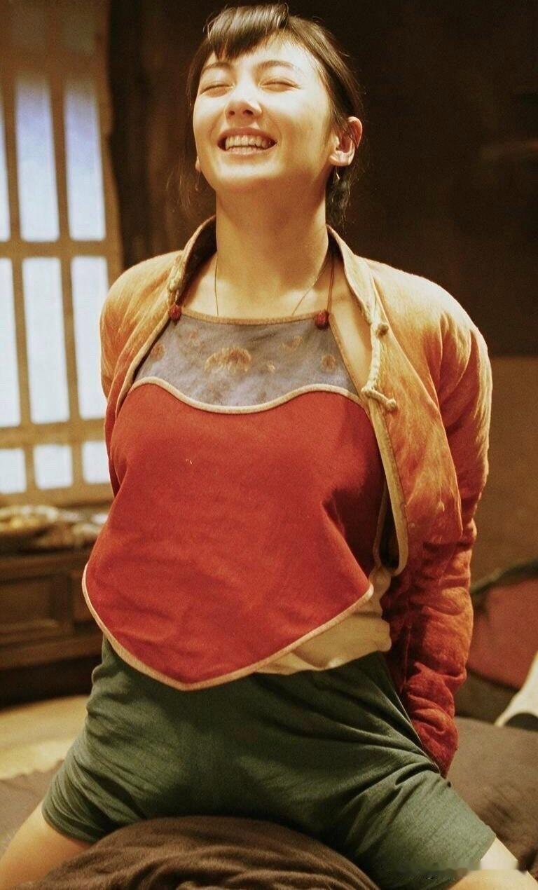 张雨绮、秦海璐、李沁还有一个叫不出名字的演员，你觉得她们这四位谁的演技最好？我觉