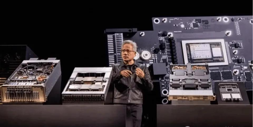 英伟达创造了人类历史上一个新的里程碑，市值突破5万亿美元（约合人民币35.6万亿