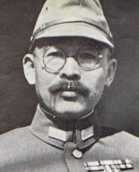 1937年，日本“淫魔少将”定下人生目标，“侵犯1万名少女，还必须得是处女”，临