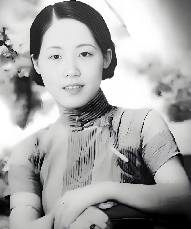 1949年5月，张澜、罗隆基在上海虹桥被捕，毛人凤给警备区司令杨虎传达密令：把张