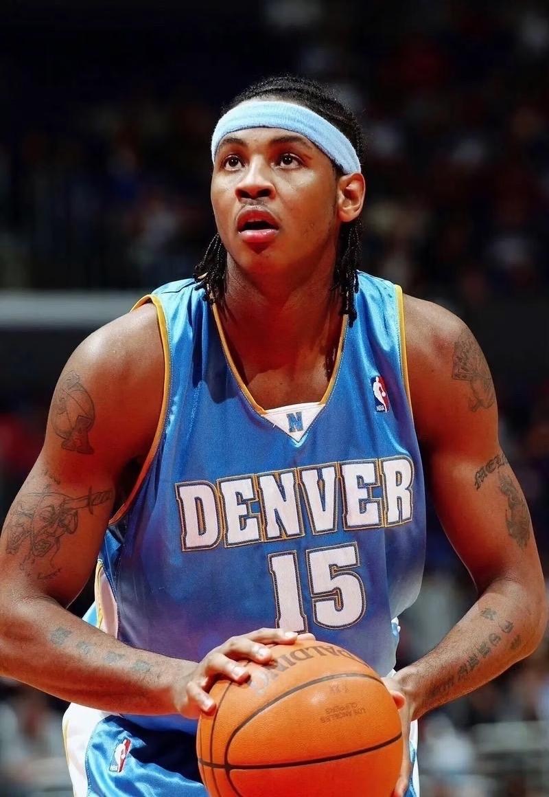 盘点从未选中过状元的6支球队1.丹佛掘金1991年第4顺位的穆托姆博200