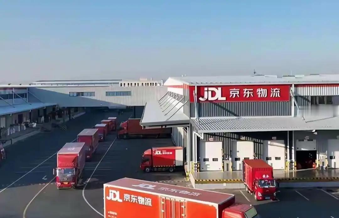 亏了五百亿，不丢人。死撑才丢人，所以京东选择了体面退场。普通人炒股亏几