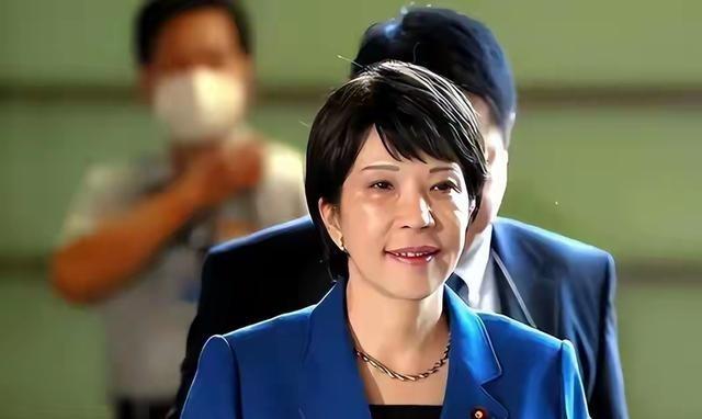 前一阵被骂＂亲华＂的日本前首相石破茂，这几天突然翻脸高呼＂硬刚到底＂？石破茂这