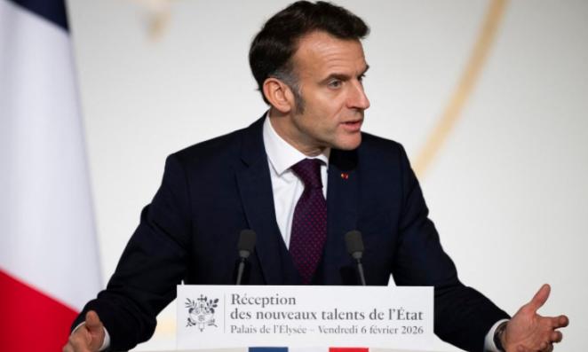 中国摊牌：只要法国敢对中国下手，那中国将会毫不犹豫的打出三张王牌。2月11日