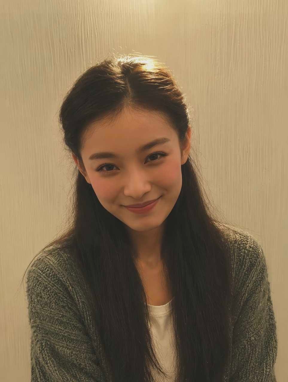 投稿【倪妮刘诗诗】美丽🥰​​​