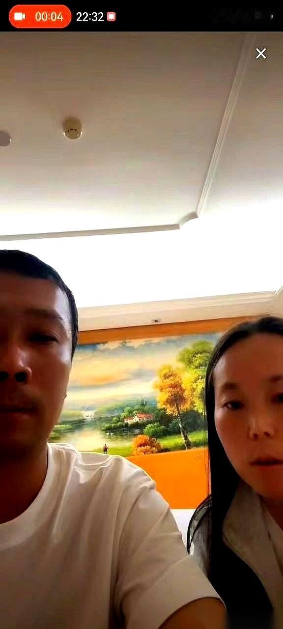 甘宇翼把一张《结案通知书》甩在桌上时，周围的争论声像被人掐断了电源，瞬间安静得能