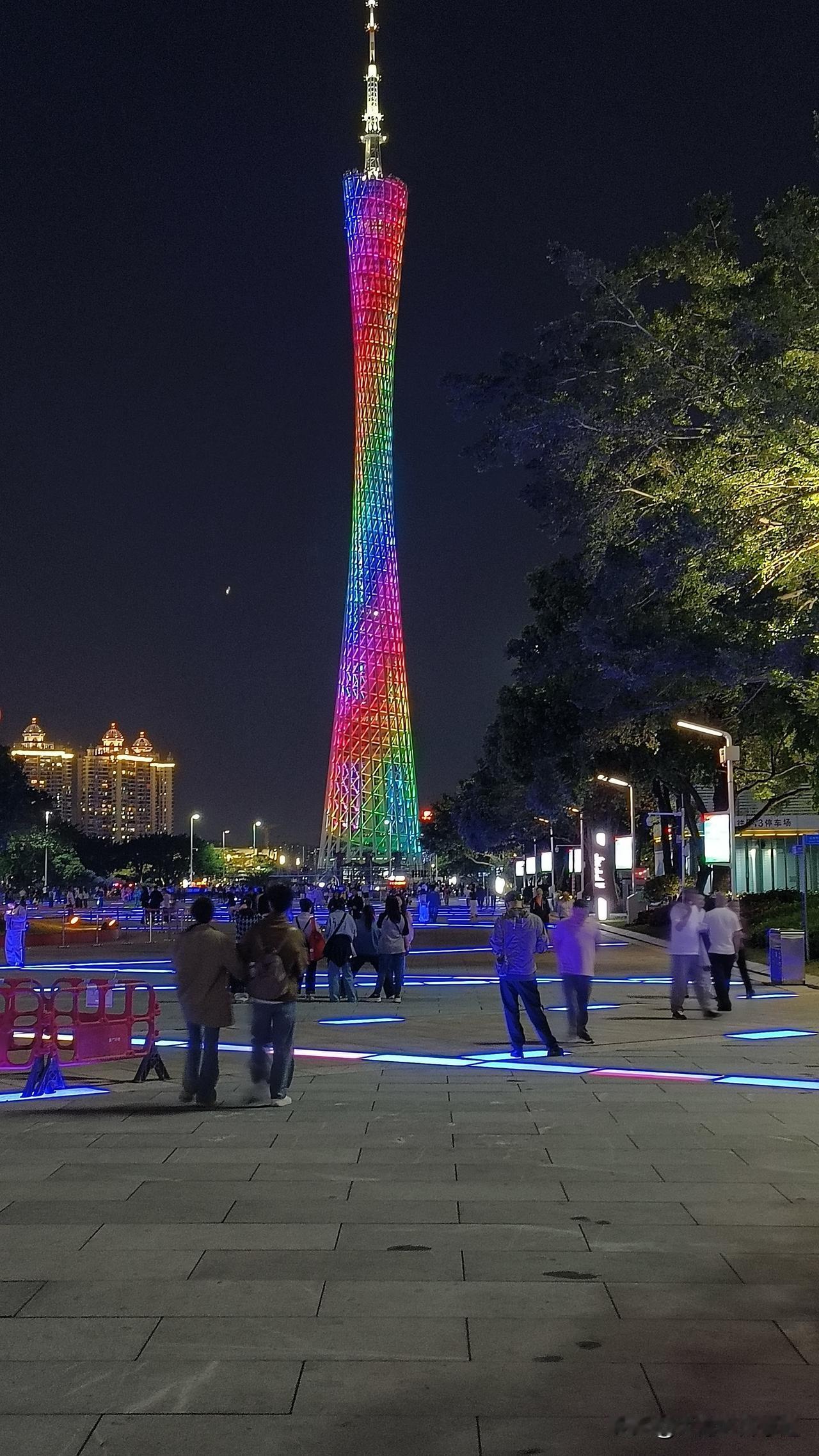 2026年高考广州二模分数线公布！物理类：985线609分，211线589分，