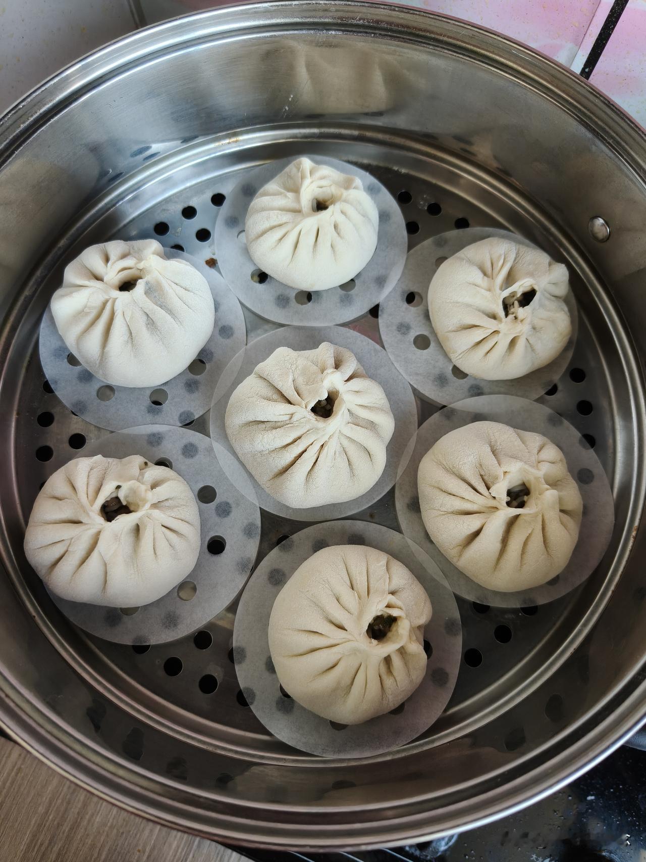 现在孩子真是不好伺候啊问她吃什么她说吃啥都行我说那就煮面条吧她说昨晚面条