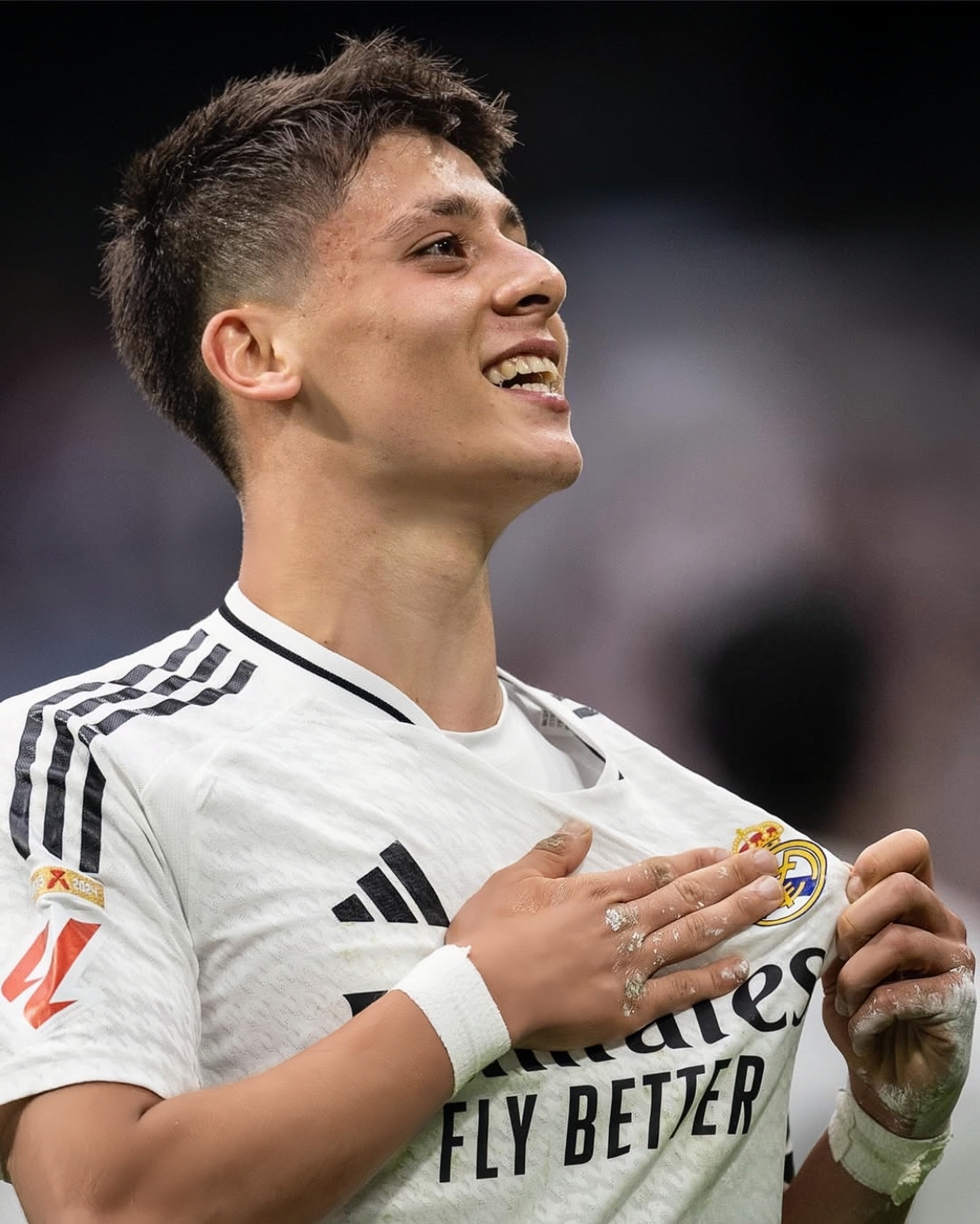 居莱尔接受PlayersTribune专访：“当你以皇马球员的身份亮相时，感觉就