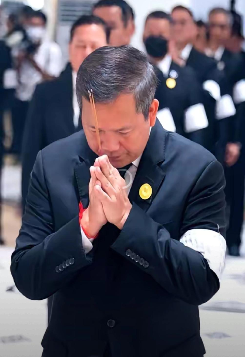 果不其然，柬埔寨首相洪玛奈突然宣布了，本周在金边，洪玛奈对外抛出一揽子对美合