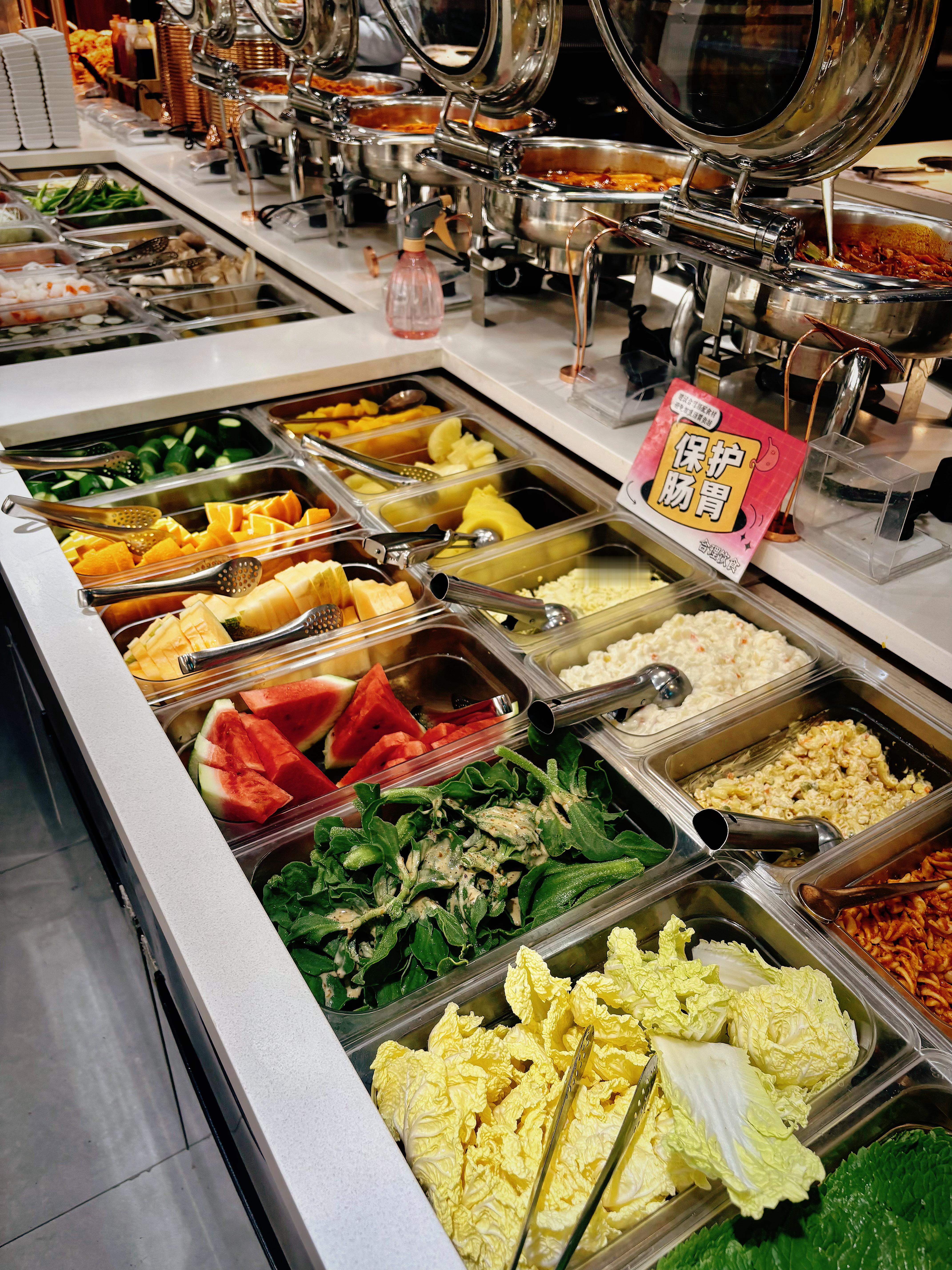 今天去了上海，才回来，本来去这家韩国自助餐厅没抱什么期待，结果去了出乎意料，不仅