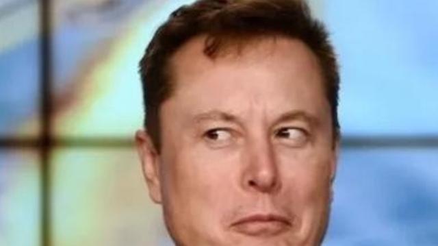 马斯克一句话点醒全世界：现在全球疯抢的不是芯片，是中国造20万一台的“大铁箱子”