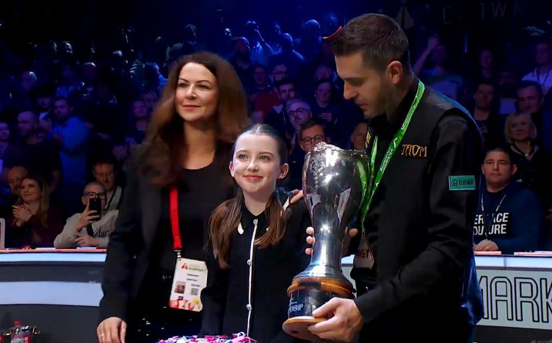 斯诺克英国锦标赛：塞尔比10-8战胜特鲁姆普，夺得排名赛第25冠北京时间12