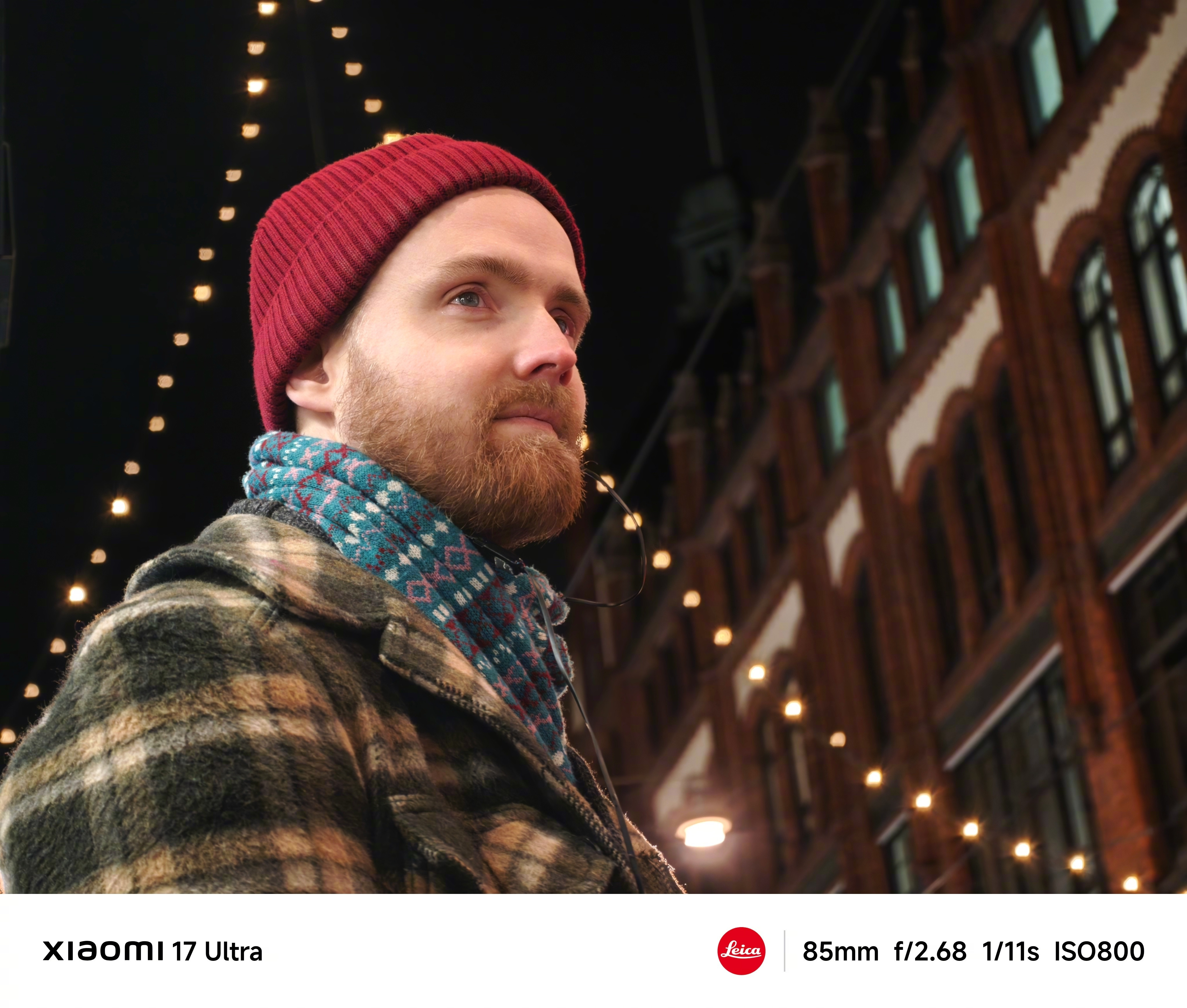 小米17Ultra夜景人像这组夜景人像样张确实很强。2亿像素大底配合连续光学变