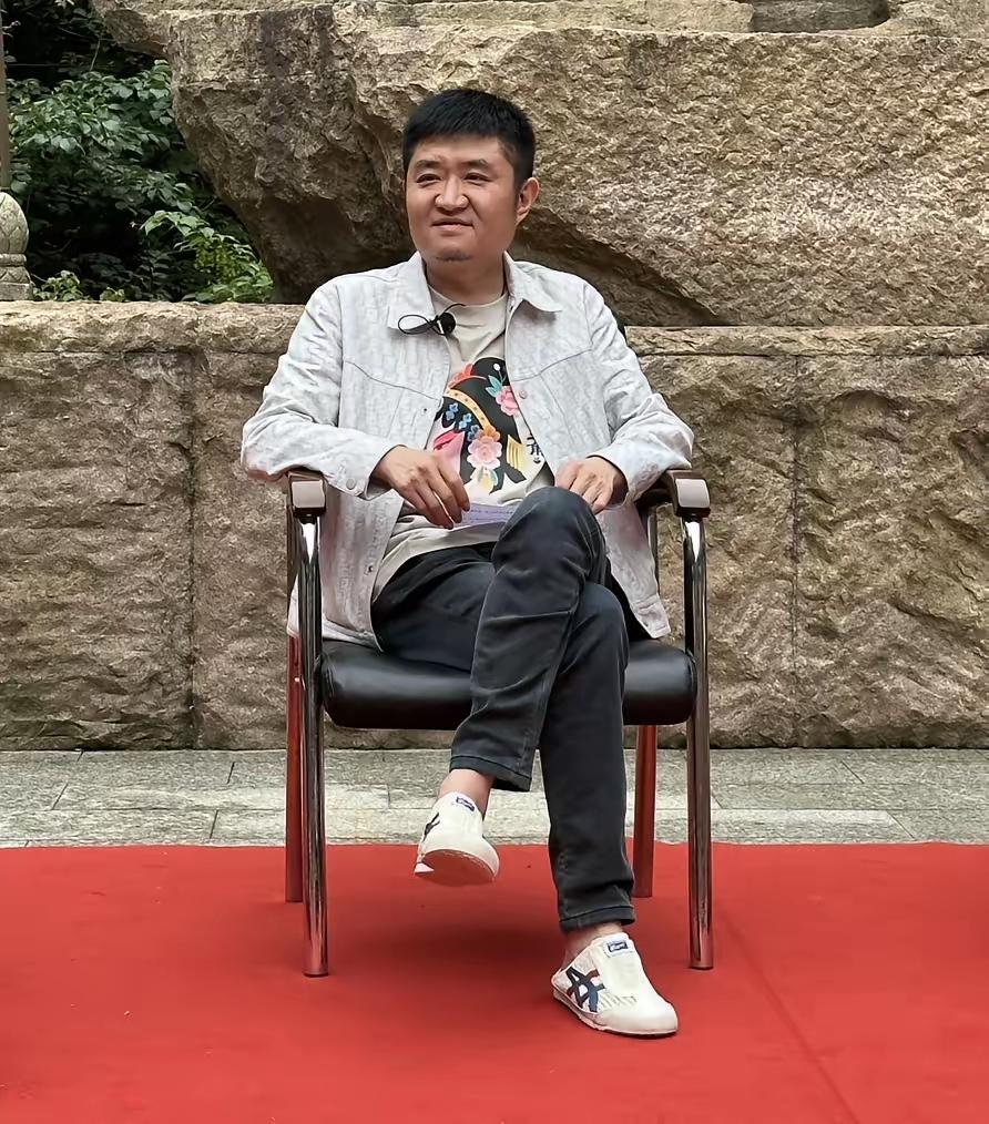 9月份的相声界要热闹了。近日苗阜发文：9月1号要在西安开相声节！他这是要