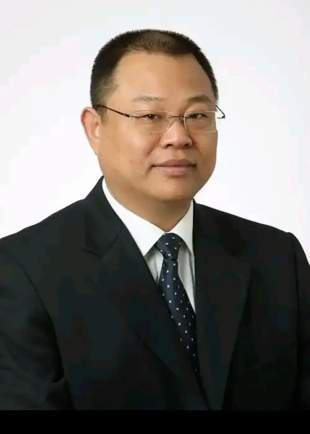 央视拒播的剧，收视却爆了了！去年《艰难的制造》被卡三个月，正午阳光只好先送