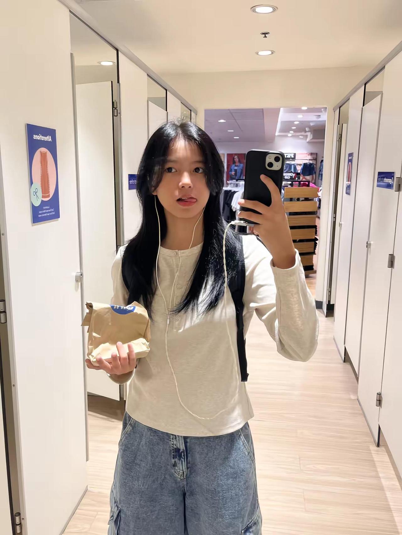 一直都很可爱。heyshaneennin甜妹笨蛋美女