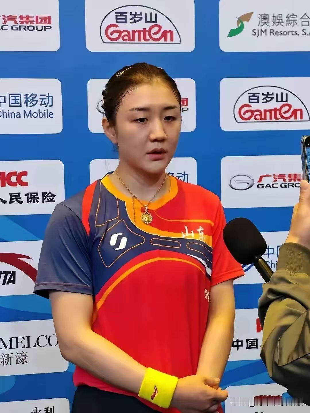 突然理解陈梦了陈梦哪儿都挺好但她有一个致命的问题，那就是她真的太实诚了。赢了