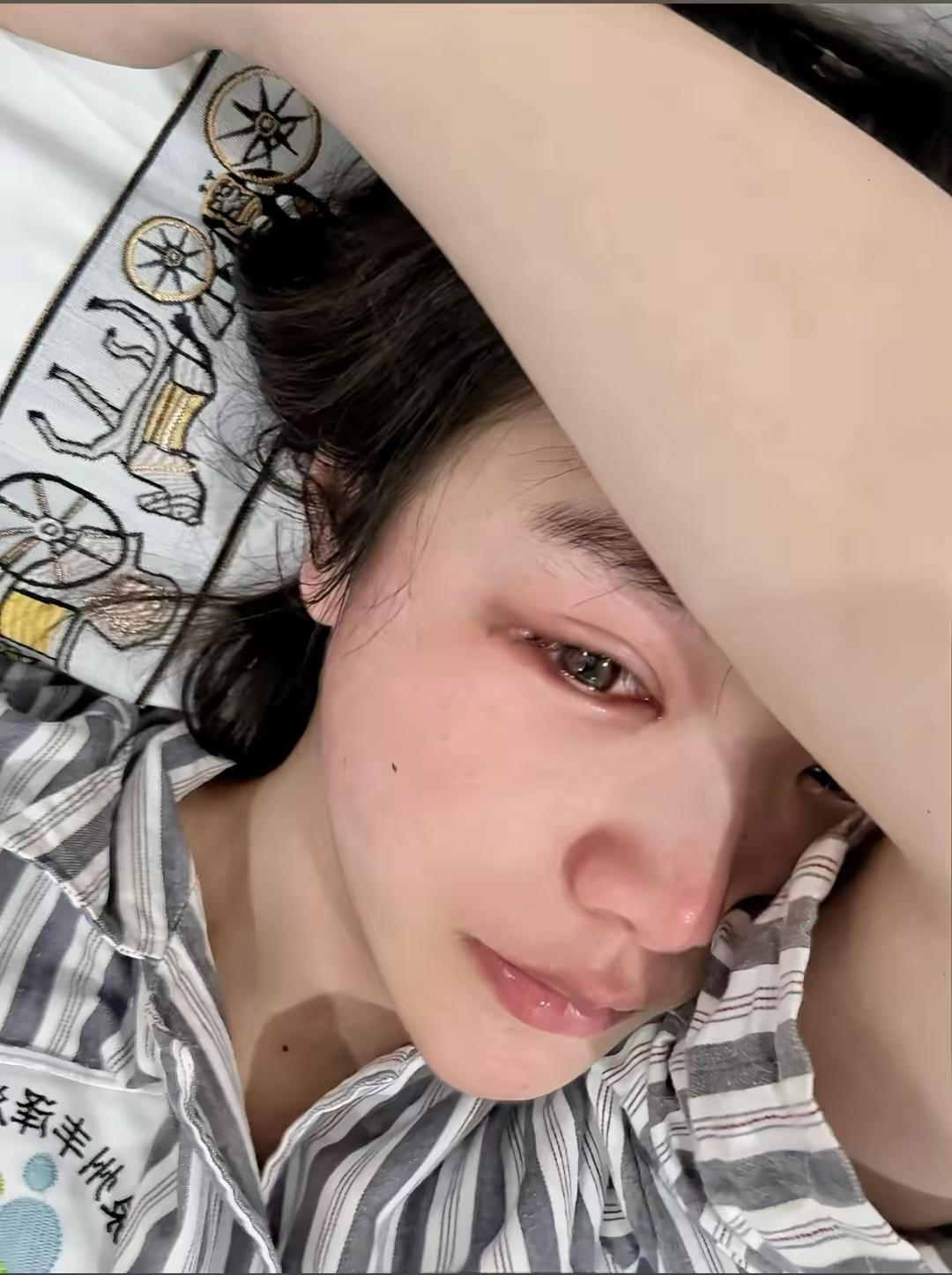 受不了，太崩溃了！​我是88年的，今年38岁。昨晚我蹲在卫生间洗内裤的时候，忽