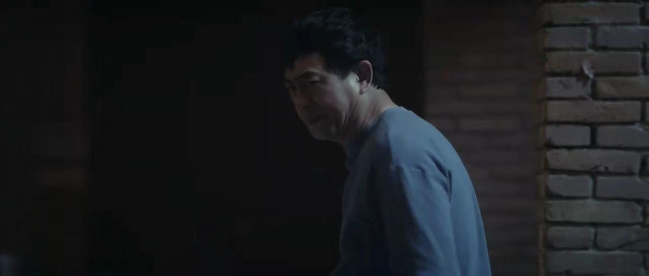《主角》这部剧随着刘红兵出场，越来越搞笑了！那就是舅舅担心刘红兵骚扰易青娥，
