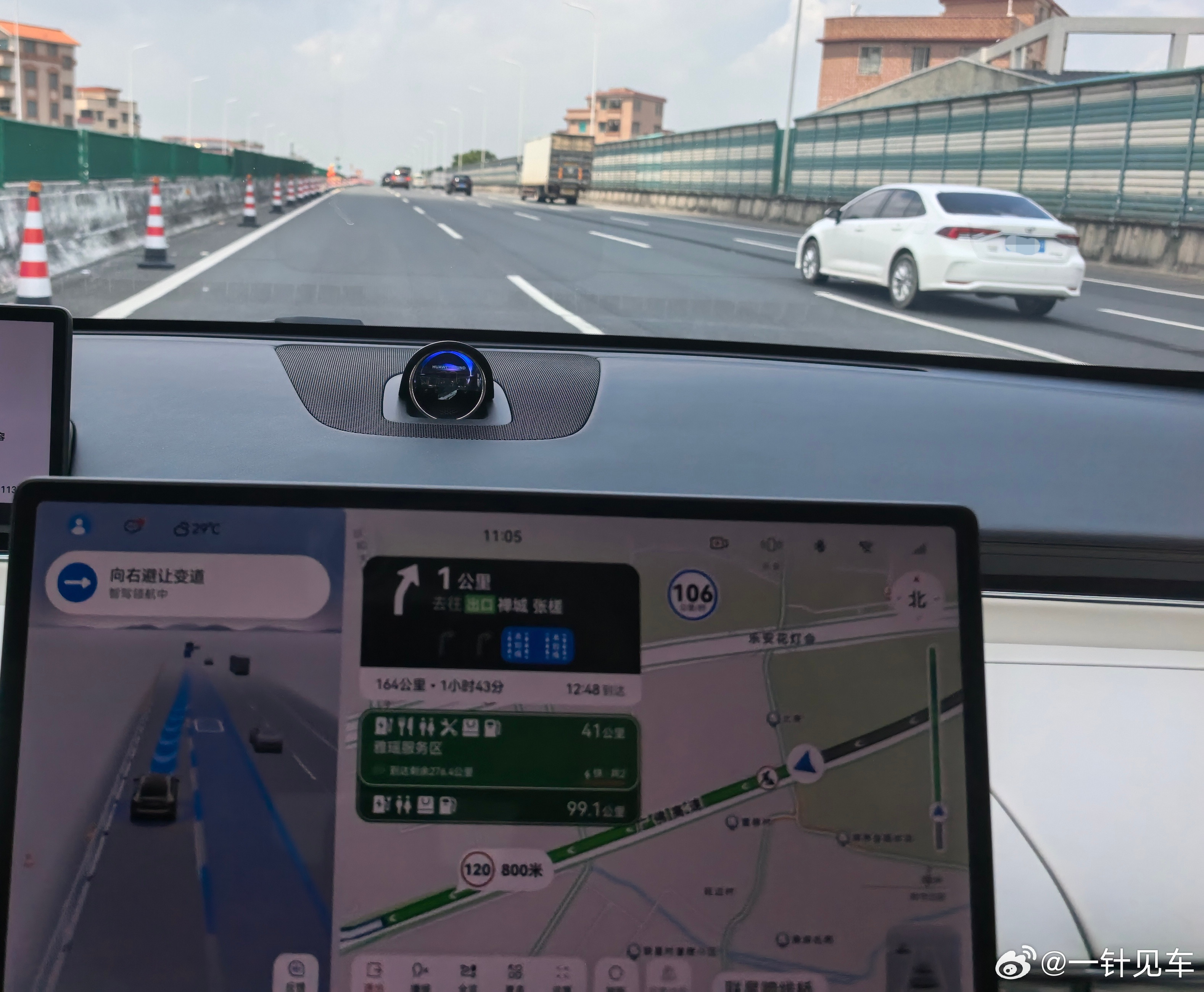 今天开智界R7出趟小远门，ADS提前变道避让桩桶、施工路段控速做得都很稳，基本功
