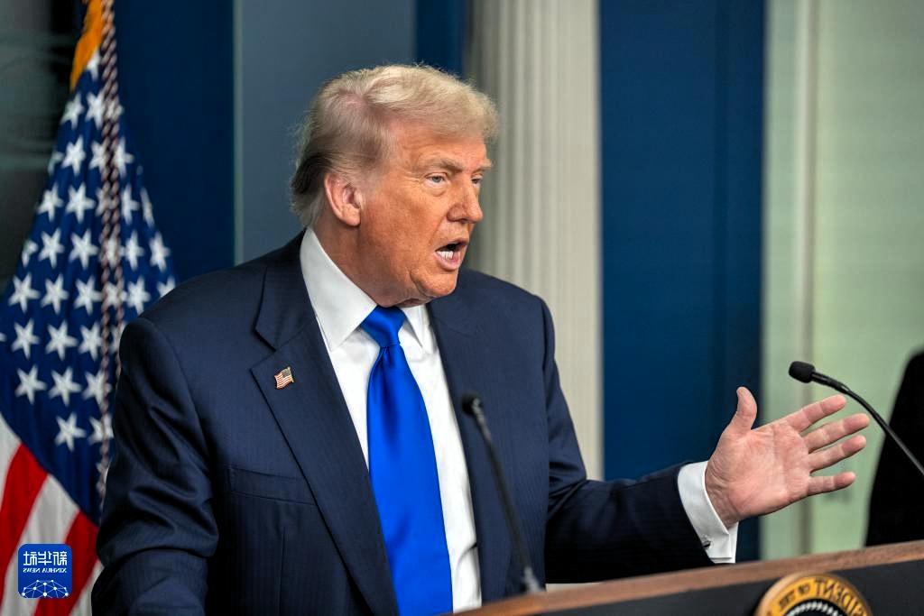 特朗普这下真懵了！刚宣布百亿对台军售，中国反手就取消了13万吨美国小麦订单。这