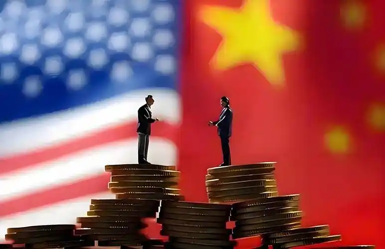 别再被中美GDP差距拉大的数据骗了！2021年我们占美国76.7%，去年掉到63.4%，网上哀嚎一片