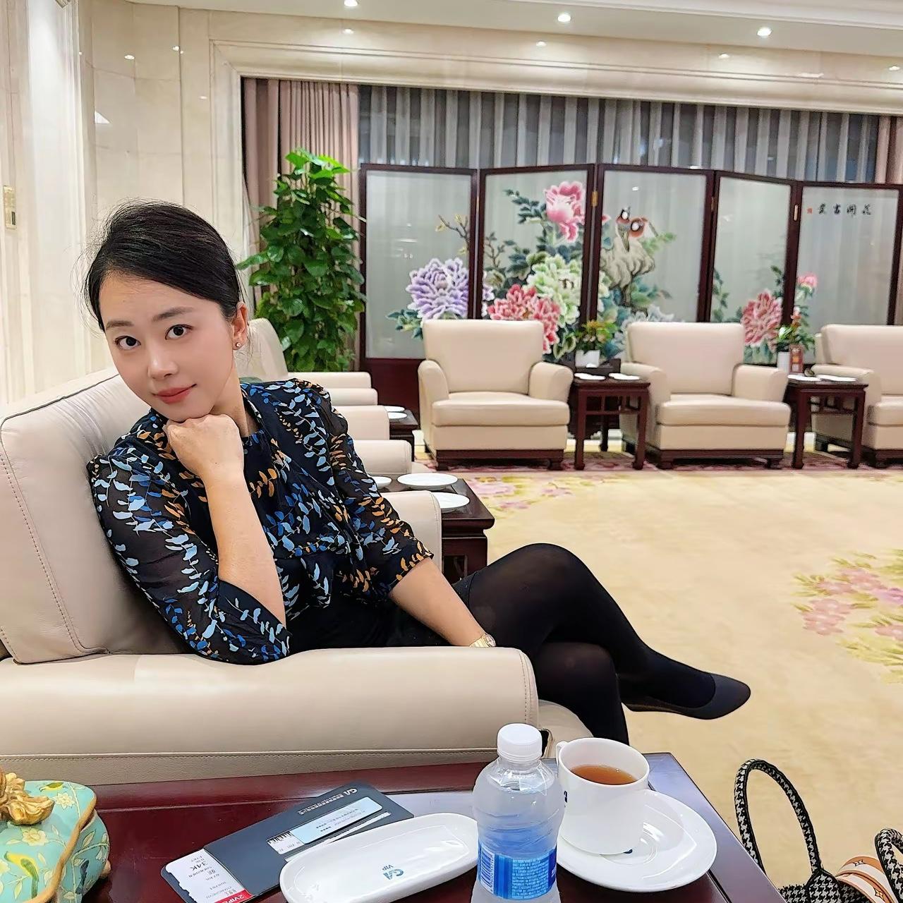 大家发现没三十万甚至超过五十万的人生活还是过得很拮据明明很有钱了为什么