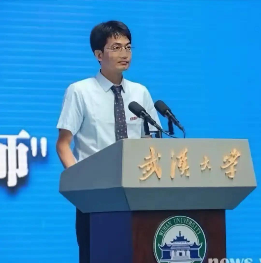 付磊教授，是很多人眼中标准的顶级学霸、教科书式的“别人家的孩子”。求学时期的