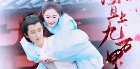 杨幂对刘恺威的感情真不真我不知道，但是对于朦胧是真的真！于朦胧坠亡，杨幂赶紧发文