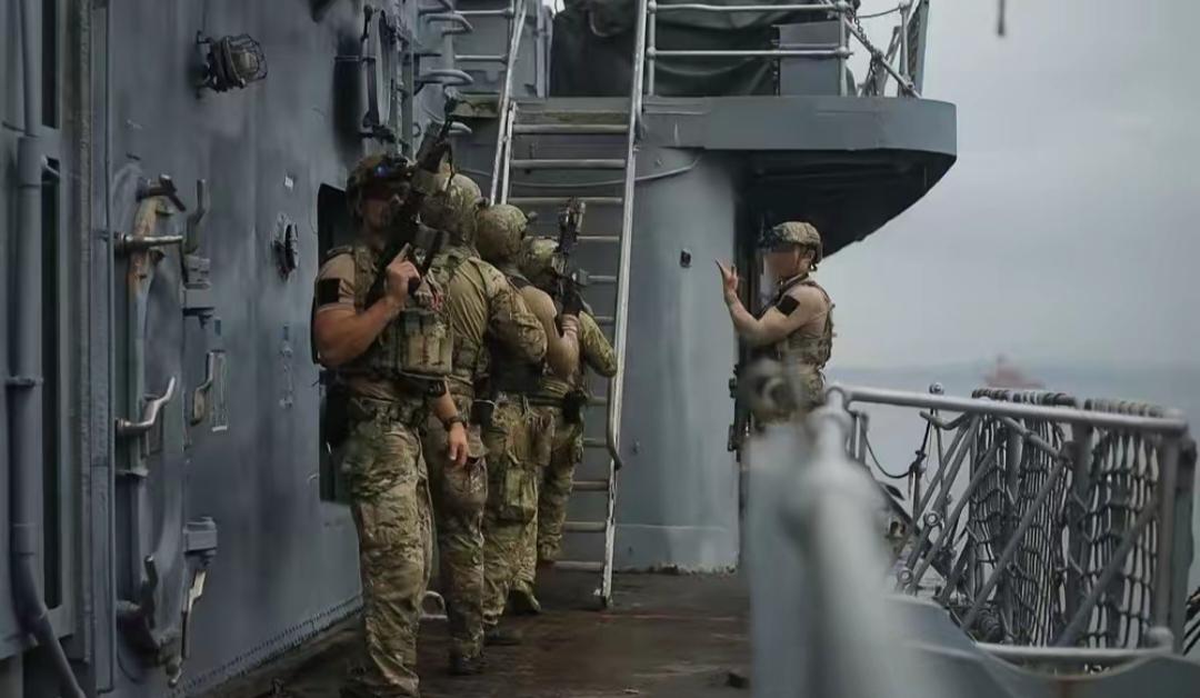 俄乌战争和柬泰冲突，让我们都已经看到底了！突然才发现，俄罗斯和乌克兰军队战斗力，