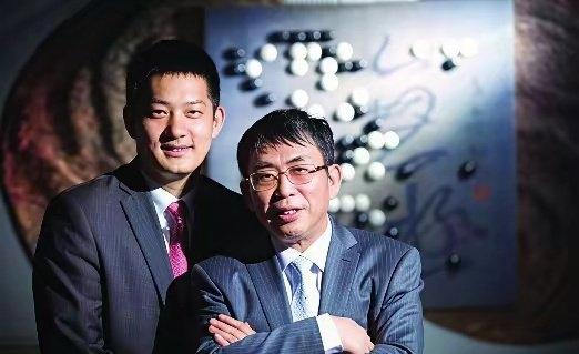 都晓得聂卫平有三个得意弟子:常昊，王磊和周鹤洋。其中最欣赏最器重的就属常昊了。当