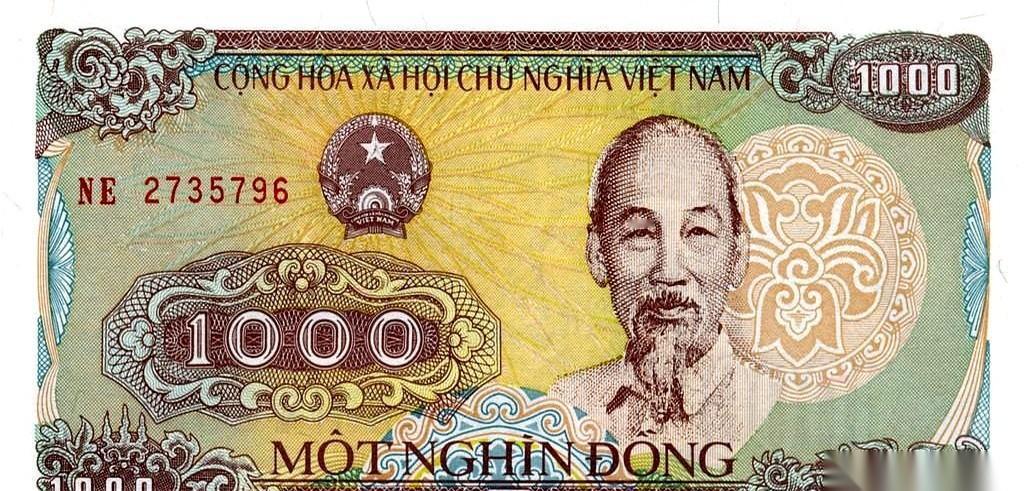 我跟你说个事儿，你可能都觉得魔幻。连战火纷飞的叙利亚，都把新钞给印了，直接大刀