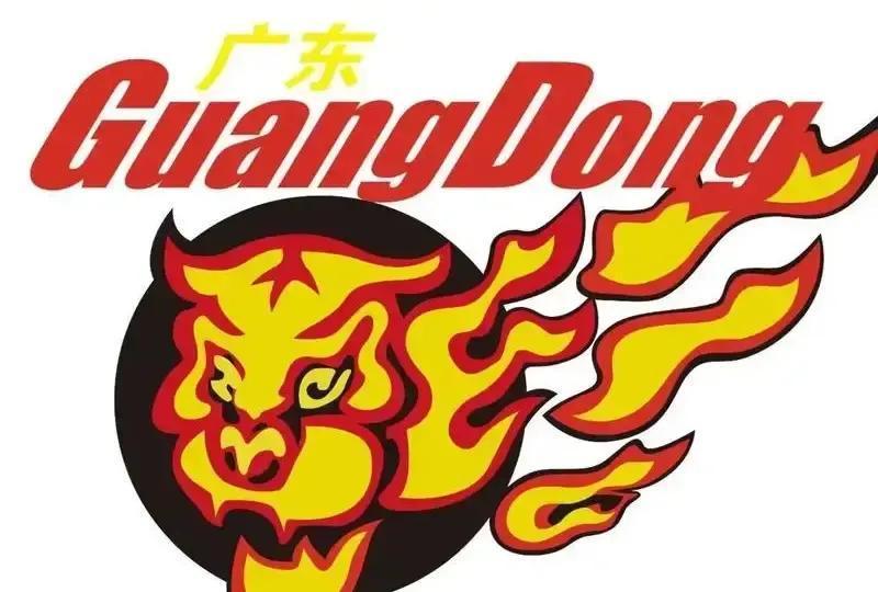 杜锋手里这张新王牌，身体数据和青年易建联几乎一样。别只盯着外援了。广东真正