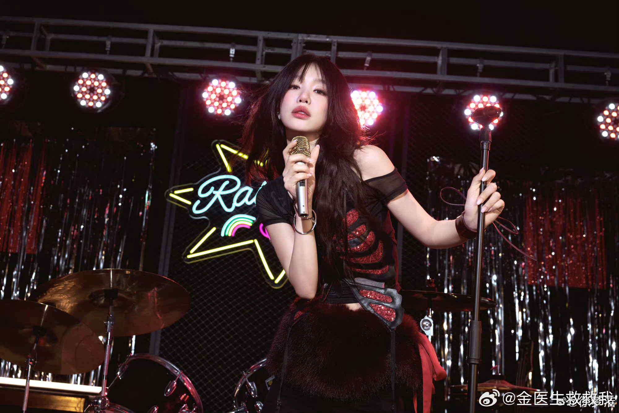 啊啊啊啊啊徐梦洁唱101主题曲拉票“hellohello”天呢，我们火箭少女回