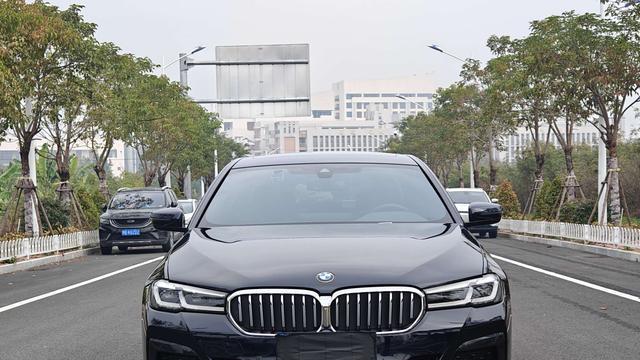 30万出头拿下准新宝马530Li,还要啥自行车?