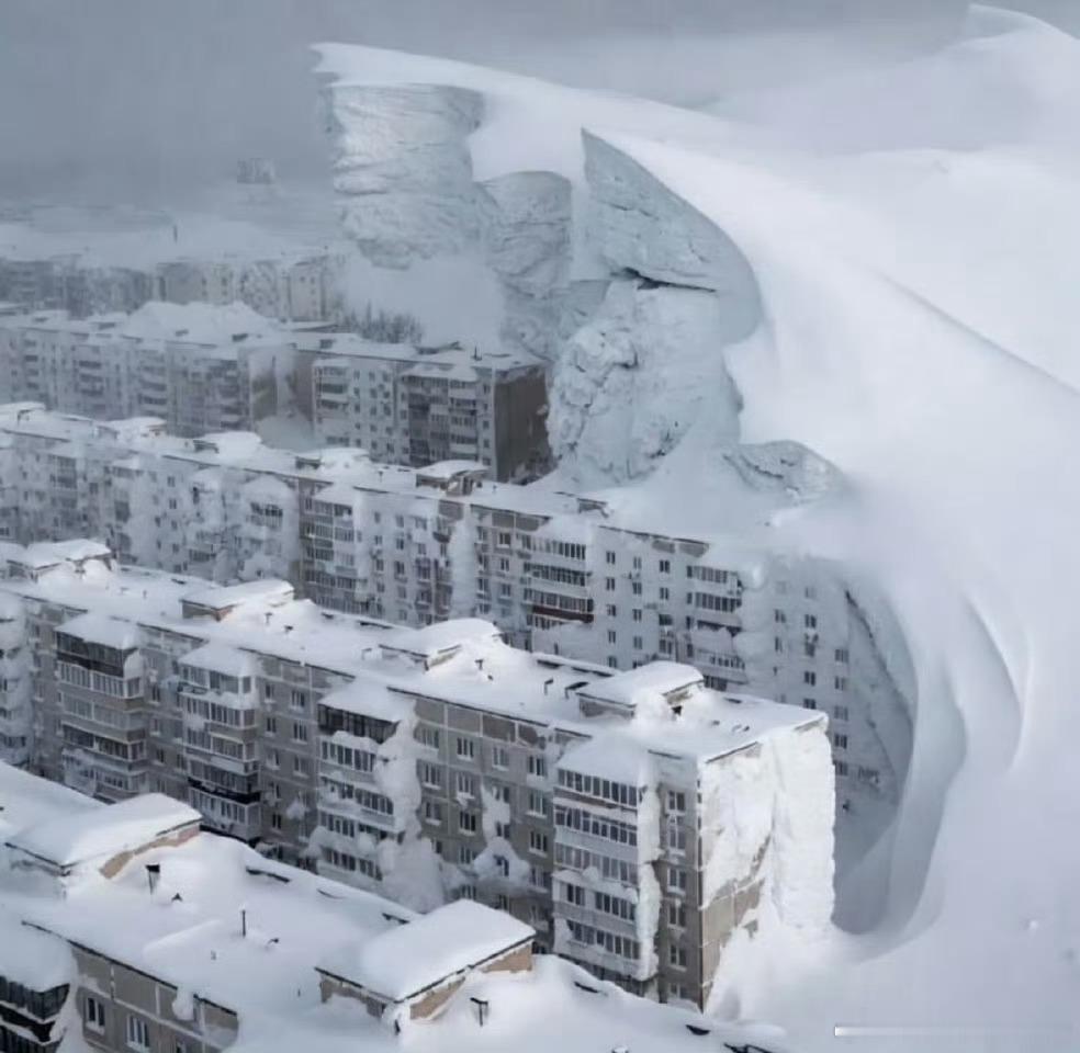 2026丙午年，纳音天河水，水运太过。冬季严寒提前，夏季暴雨洪涝。寒气流行，寒邪