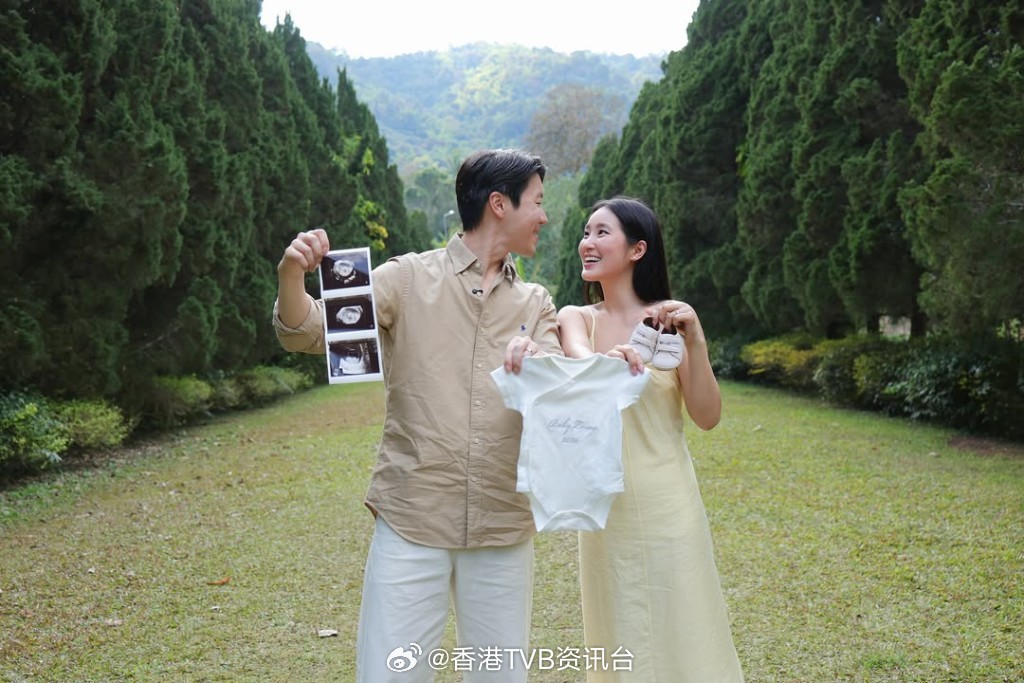 星岛：爱回家刁蛮女黄碧莲官宣怀孕，结婚八个月晒B超照，被丈夫深情相拥：两颗心变成