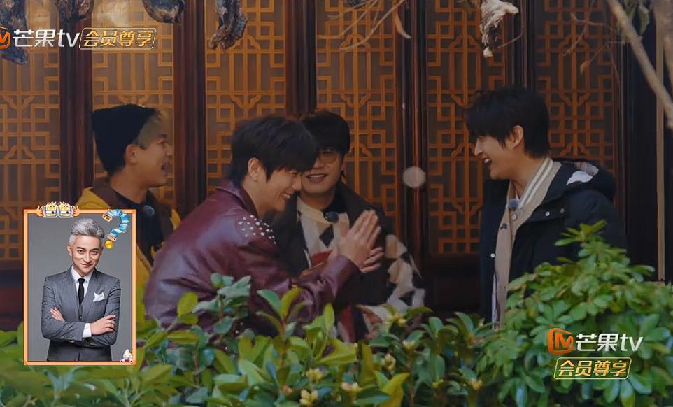 王铮亮明年的五十大寿，快乐老咖们准备隆重庆祝一下他们当中的第一个五十岁的生日，准