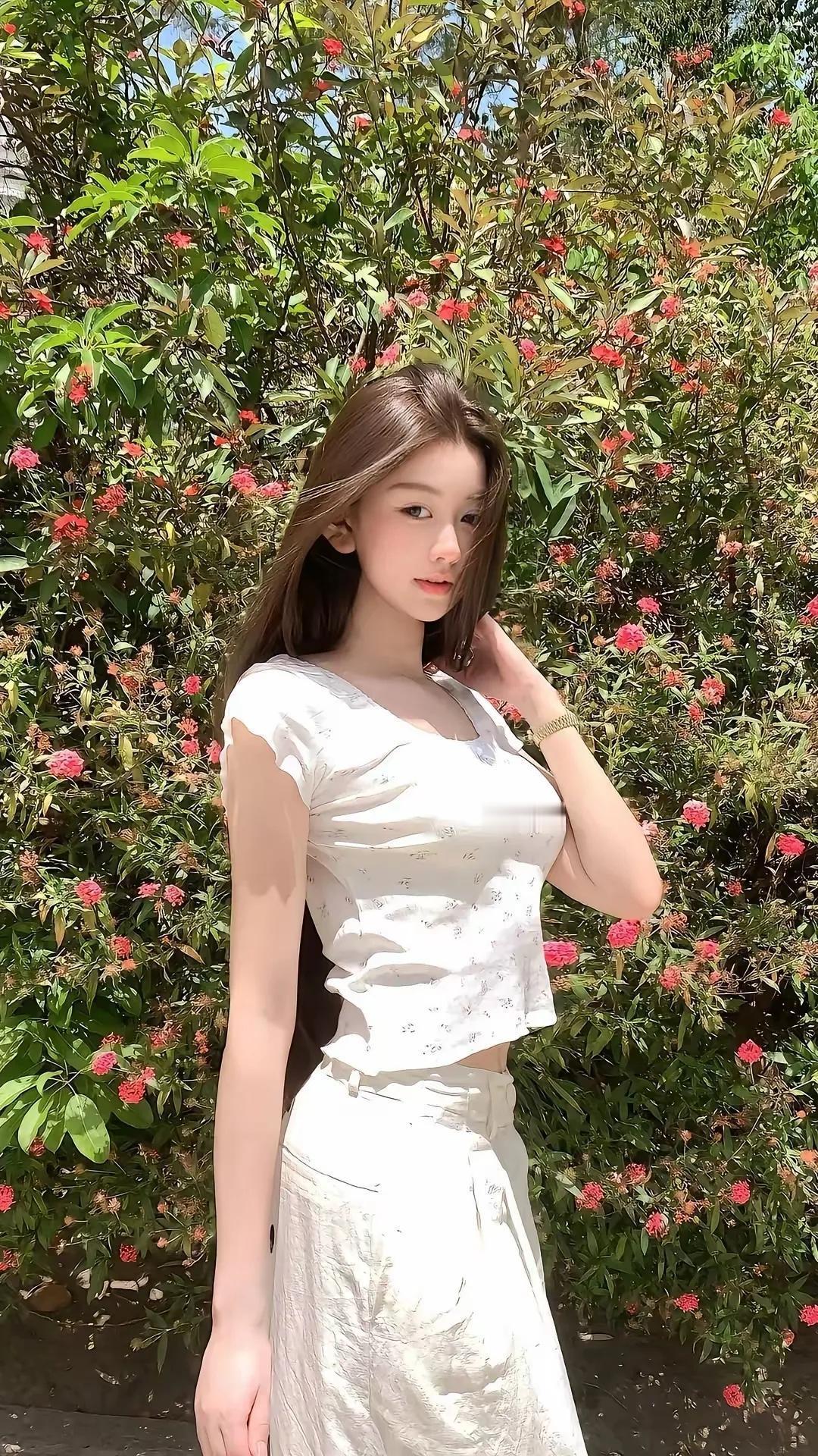 优雅不是年龄，而是你选择如何展现自己的态度。