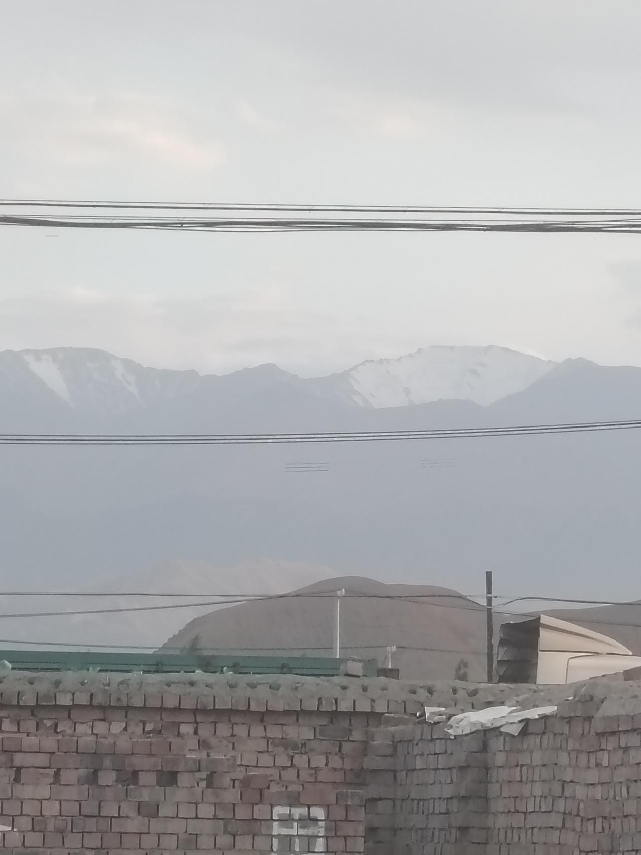 新疆的确和内地大不一样，到这里你就全明白了。南疆和北疆如同两个世界。刚落地乌鲁