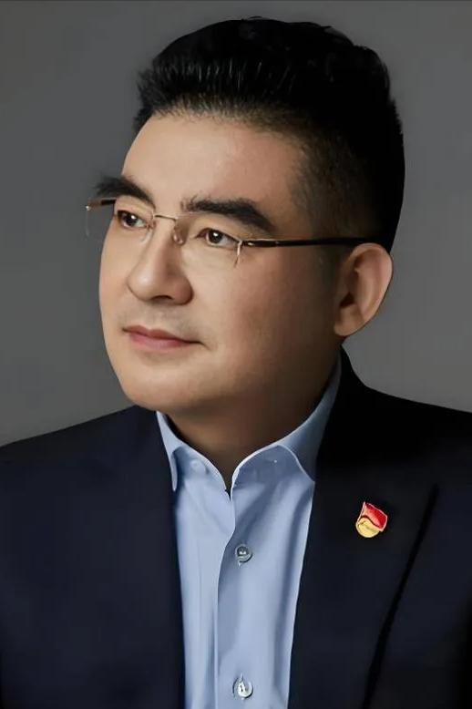 慈善家陈光标说，我做了这么多好事，有几个感恩戴德的，甚至还有人要害我呢，有个出狱