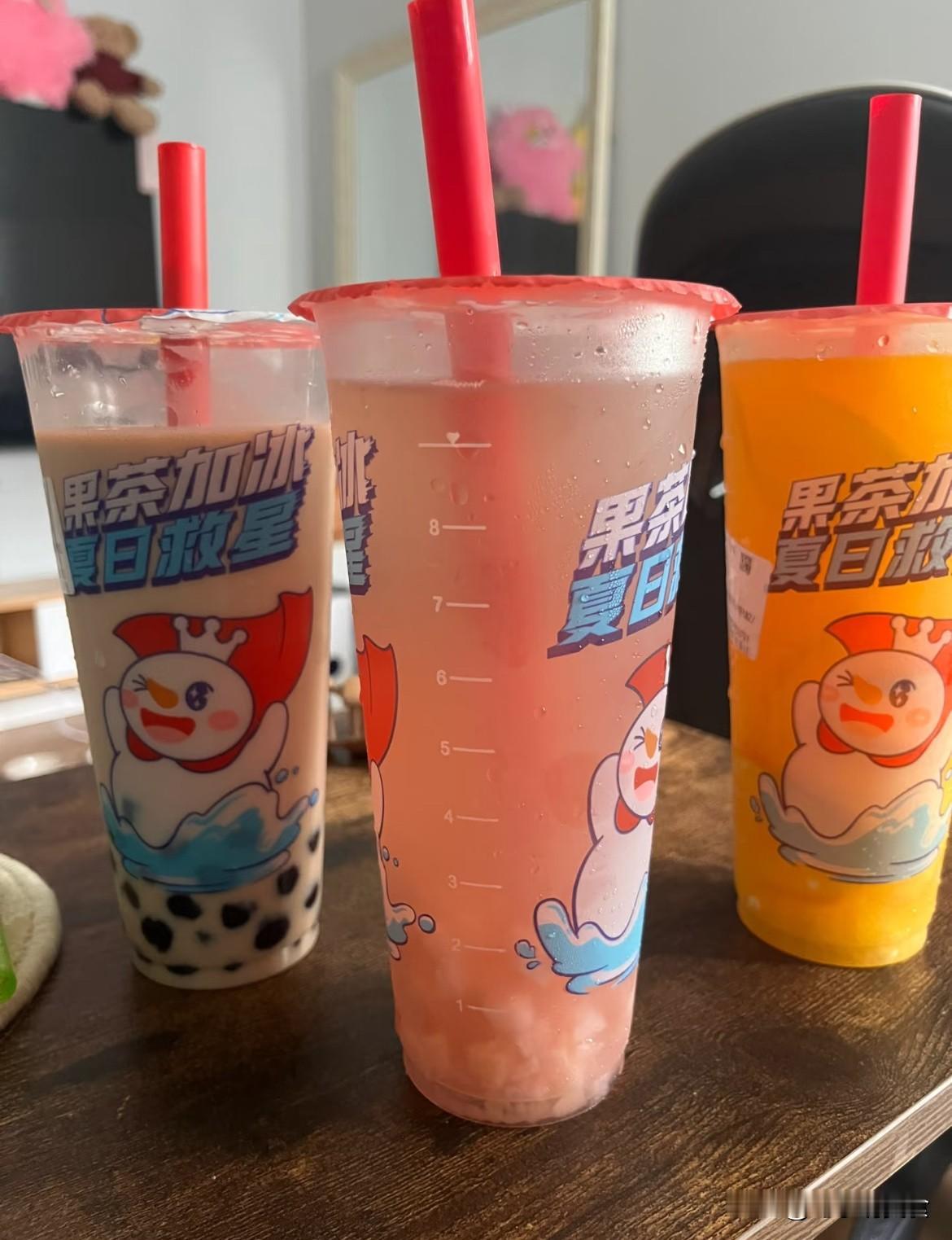 今天早上差点晕倒，血糖有些高今天睡到半夜就肚子饿的不行，早晨起的早，像往常一样