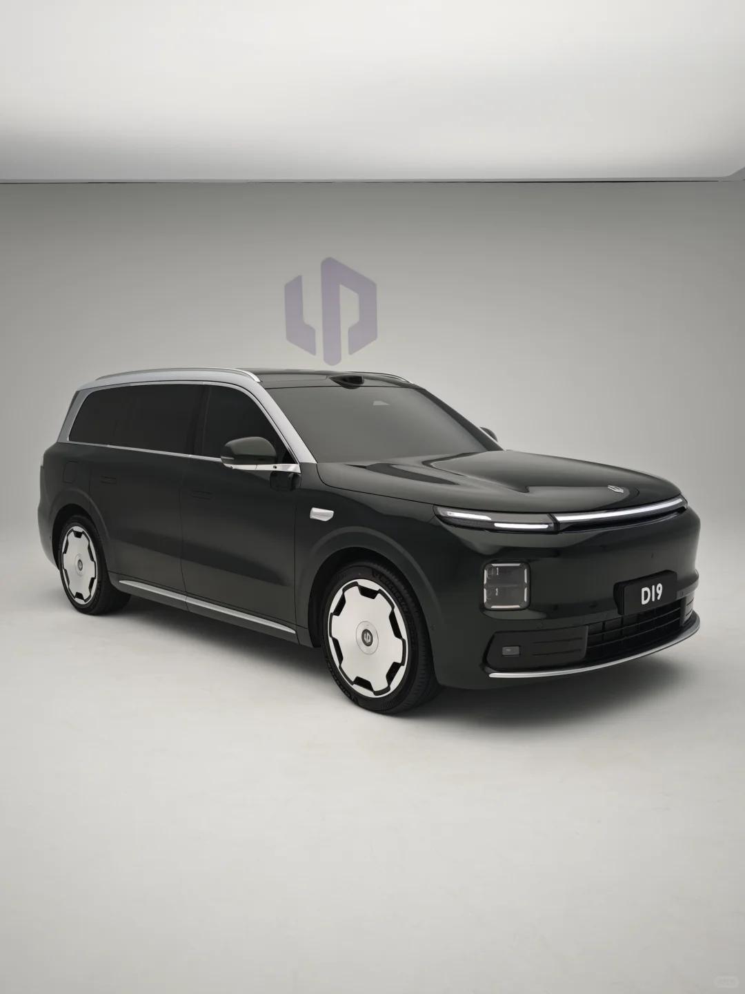 零跑汽车旗舰SUVD19展车到店，4月即将上市！零跑D19实车已到店，4月上
