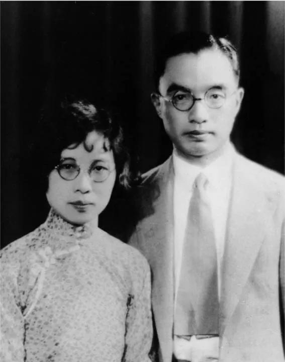 1929年，前妻去世不久，朱自清就对齐白石的弟子陈竹隐一见钟情，没想到陈竹隐不介