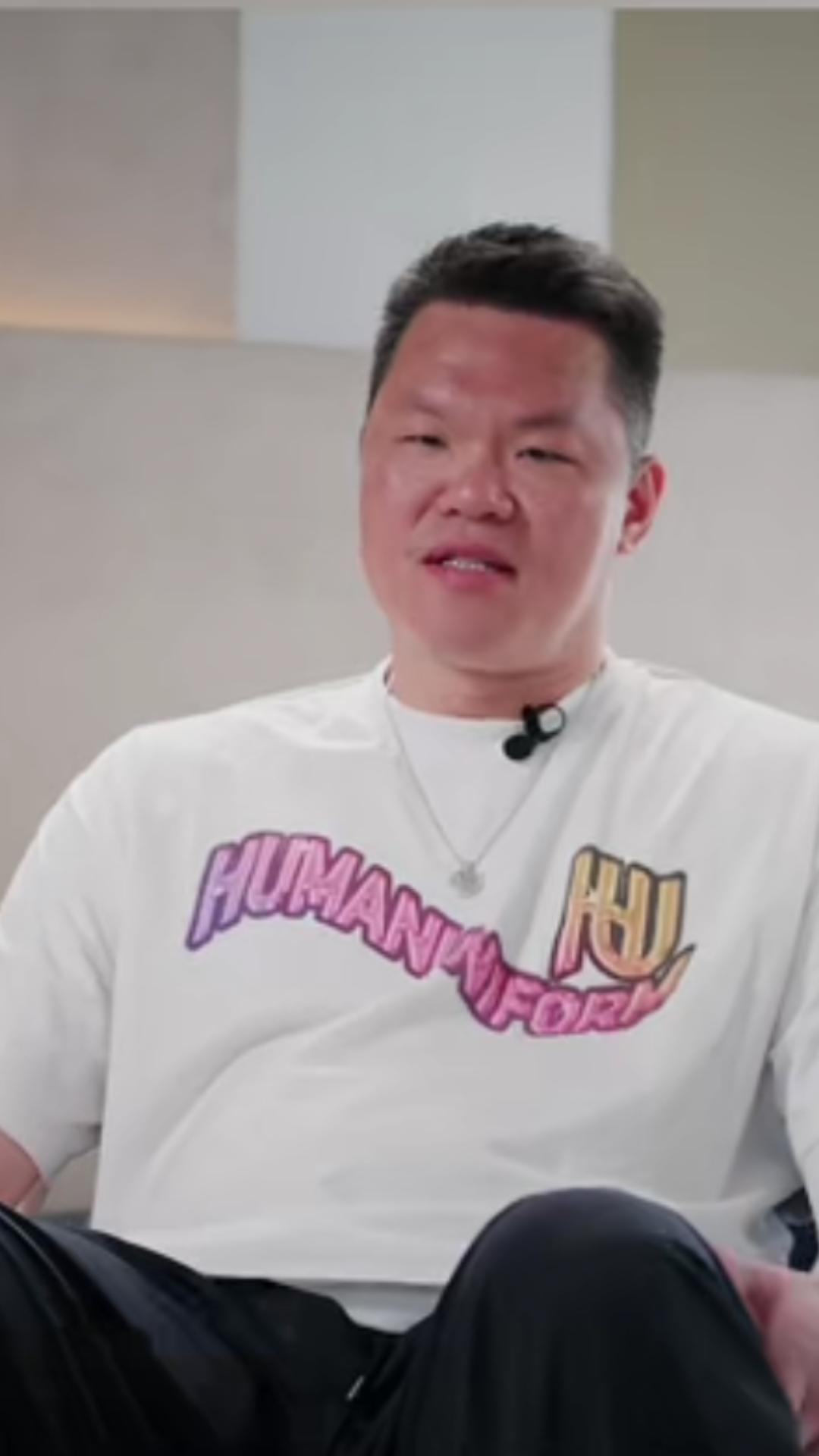 【中国男篮名宿，前广东宏远俱乐部总经理朱芳雨接受采访时直言，当年杜峰被调去国家队