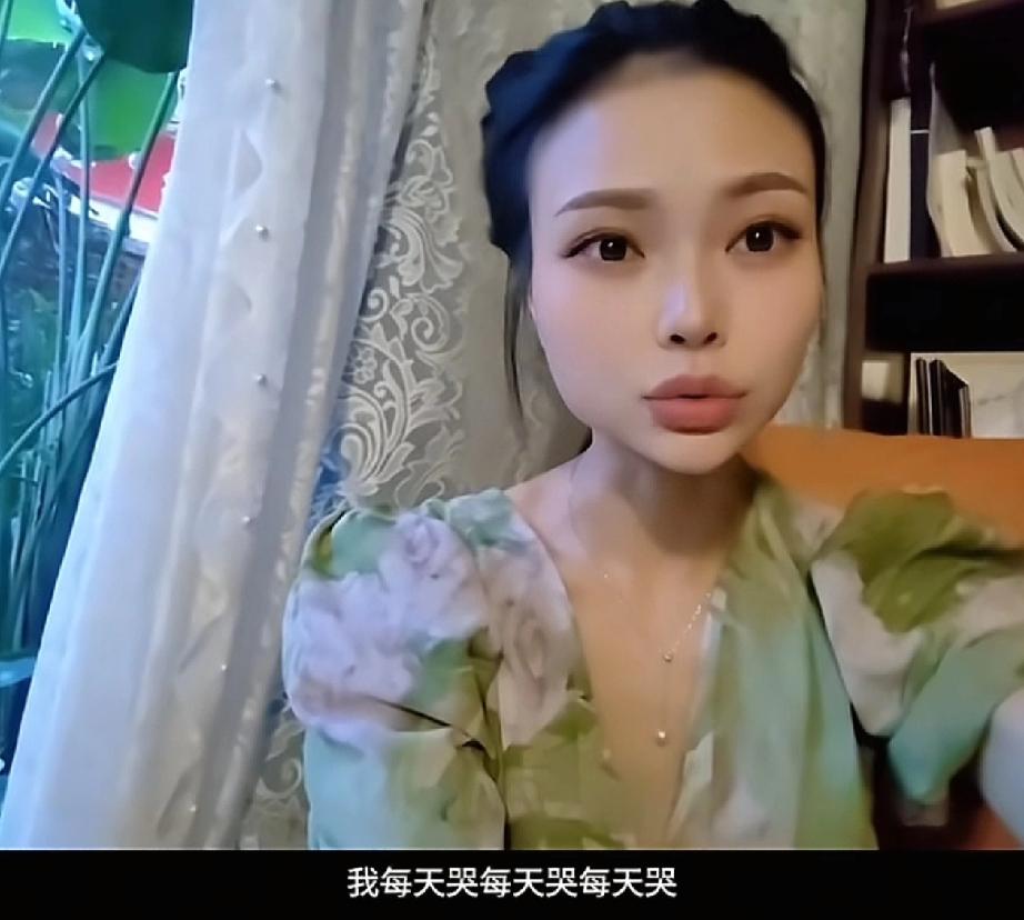 主持人熹菲说她是一步错，步步错！熹菲说因为家庭原因，从小就很叛逆，在办婚礼前几