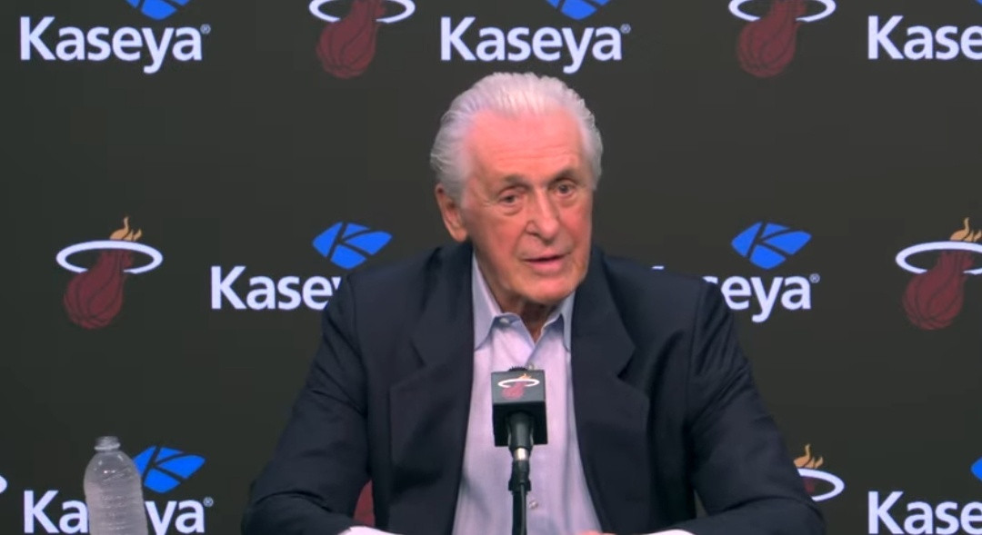 莱利表示，鲍威尔和威金斯想留在迈热火：“（我）对Wiggs/Norm非常尊重。他